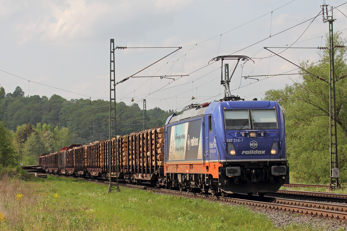 RDX 187 318-1 in Oberhaun 11.5.2022