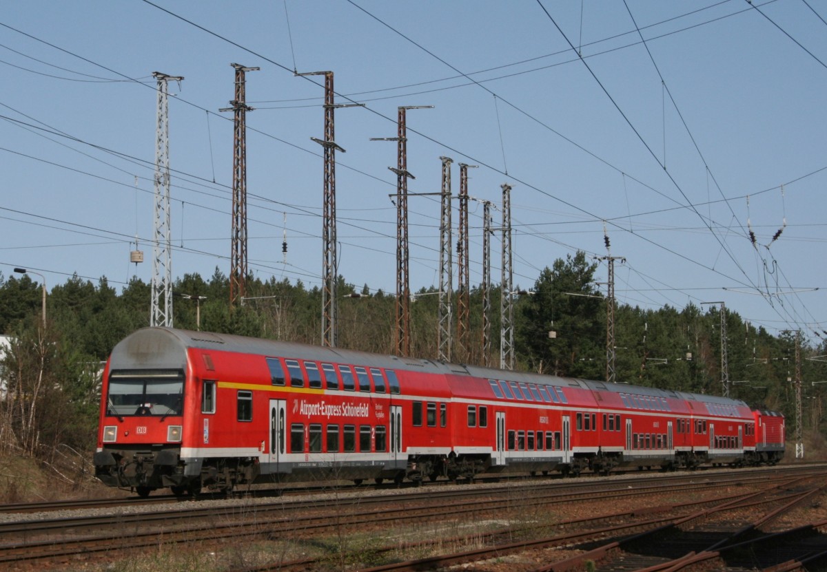 RE 18708 (Dessau Hbf–Wnsdorf-Waldstadt) am 10.04.2011 in Wnsdorf-Waldstadt