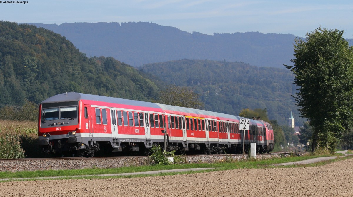 RE 20726 (Erzingen(Baden)-Basel Bad Bf) mit Schublok 218 343-2 bei Schw�rstadt 24.9.13