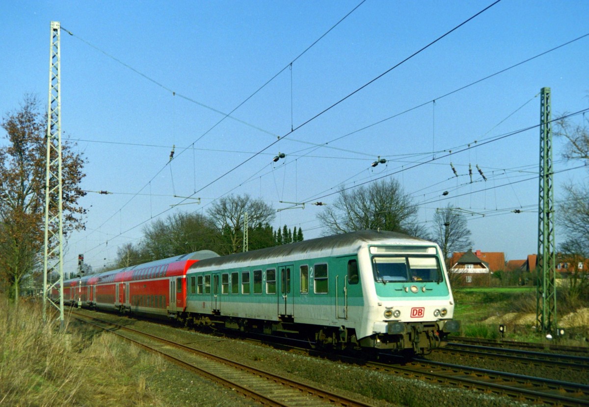 RE 24394 (Hamburg–Bremen) am 17.02.2002 in Klecken