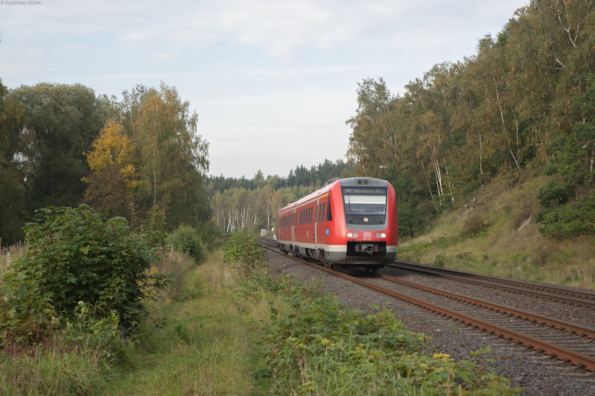 RE 3434 mit 612 479 von Hof Hbf nach Nürnberg über Marktredwitz bei Döhlau, 28.09.2017