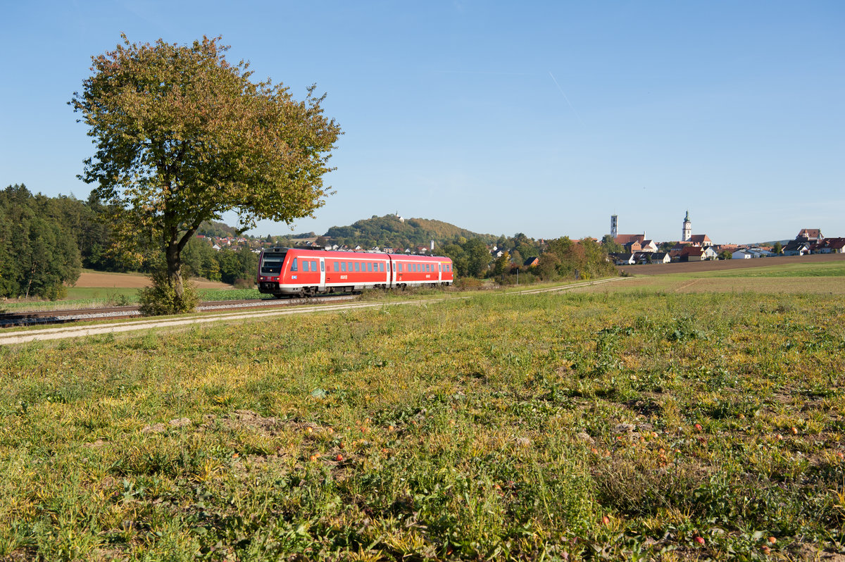 RE 3560 von Regensburg Hbf nach Nürnberg Hbf bei Sulzbach-Rosenberg, 05.10.2018