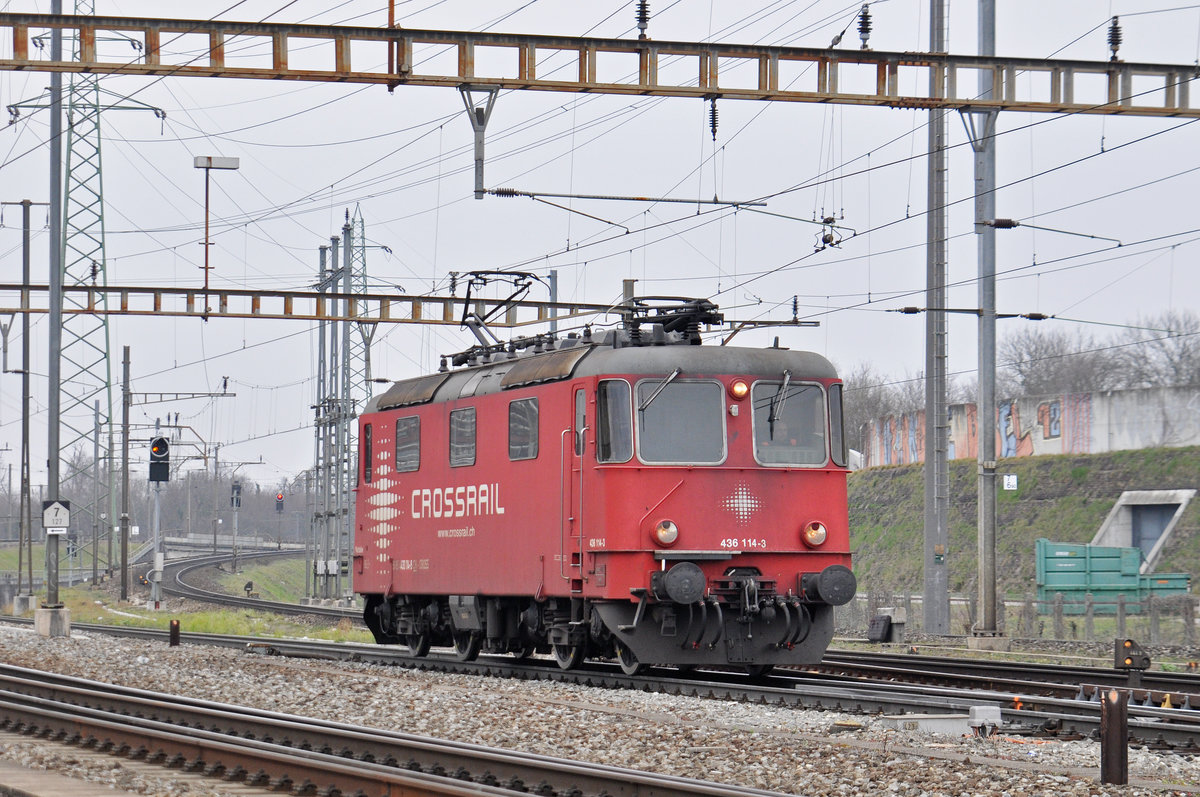 Re 430 114-3  Natalie  durchfährt den Bahnhof Pratteln. Die Aufnahme stammt vom 09.02.2018.