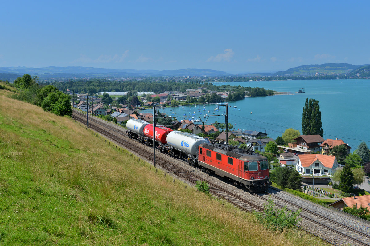 Re 430 363 mit einer Übergabe am 24.06.2016 bei Einigen. 