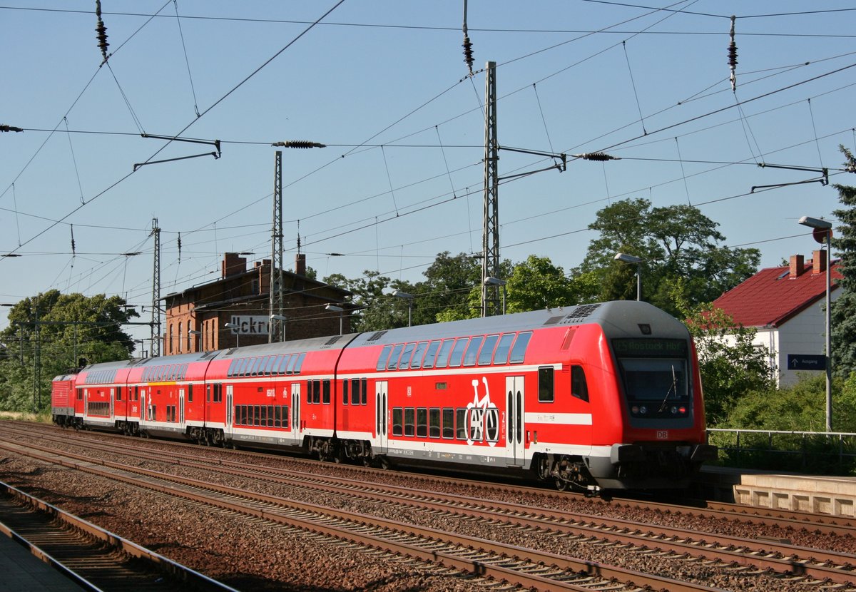 RE 4364 (Elsterwerda–Rostock Hbf) am 23.06.2016 in Luckau-Uckro