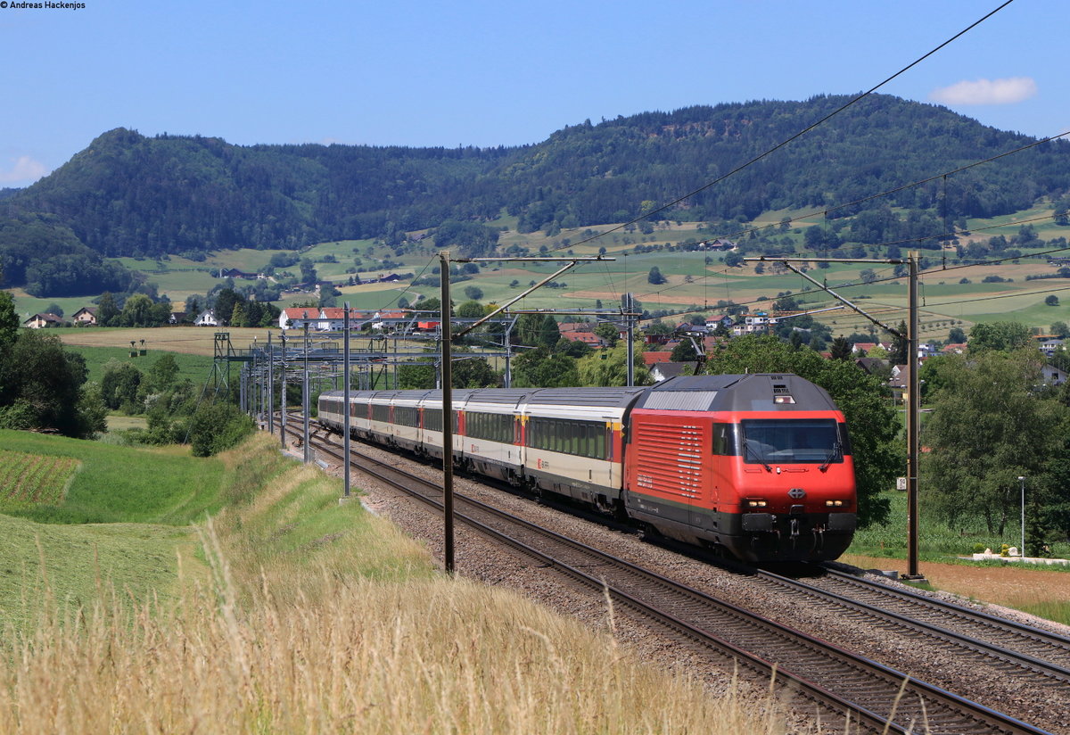 Re 460 006-0 mit dem IR 2069 (Basel SBB-Zürich Flugahfen) bei Frick 23.6.20
