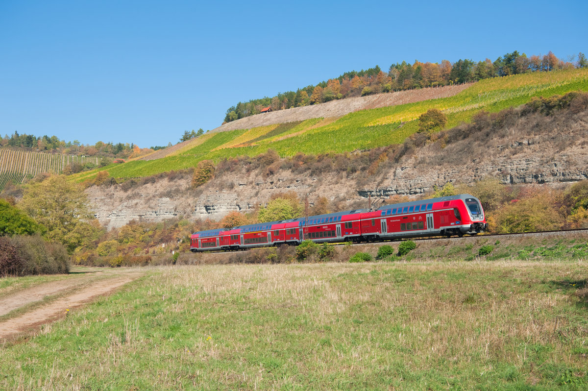 RE 4613 von Frankfurt am Main Hbf nach Bamberg bei Himmelstadt, 13.10.2018