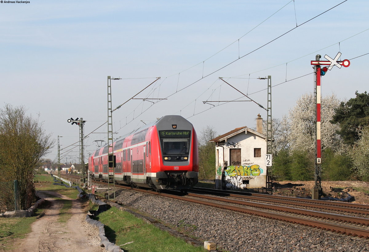 RE 4708 (Konstanz-Karlsruhe Hbf) mit Schublok 146 238-1 an der Bk Basheide 31.3.17