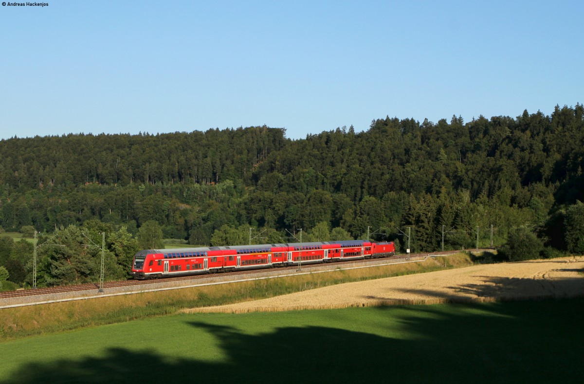 RE 4730 (Konstanz-Karlsruhe Hbf) mit Schublok 146 238-1 bei Immendingen 3.8.15