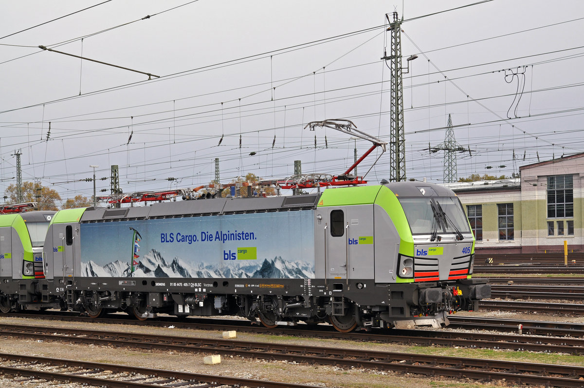 Re 475 405-7 wird am Badischen Bahnhof Aufgerüstet. Die Aufnahme stammt vom 09.11.2016.