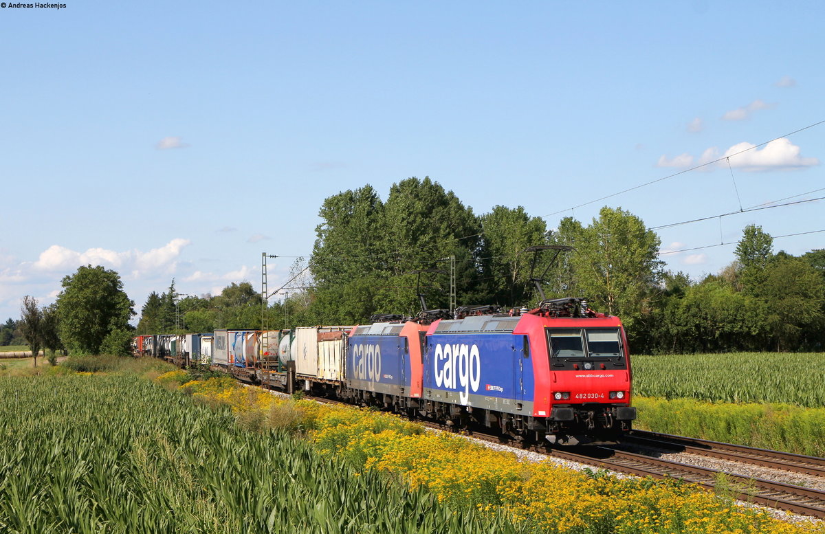 Re 482 030-4 und Re 482 003-1 mit dem DGS 40247 (Y.Schijn-Basel SBB RB) bei Riegel 14.8.19