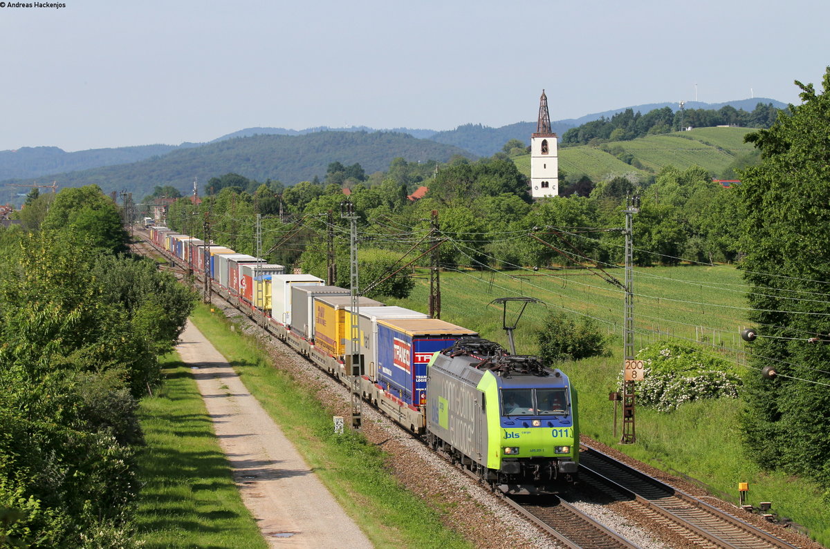 Re 485 011-1 mit dem DGS *** bei Denzlingen 10.6.16