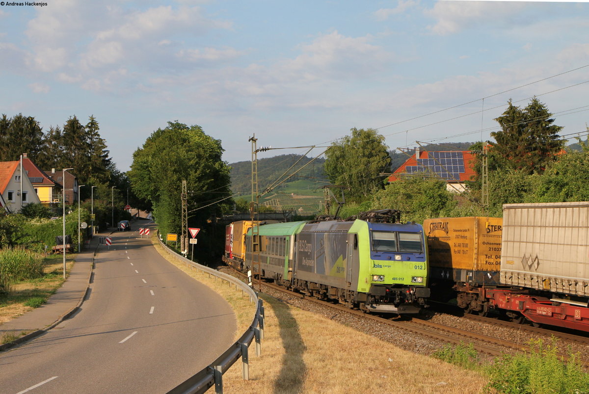 Re 485 012-9 mit dem DGS 43631 (Freiburg(Brsg)Gbf-Novara) bei Schallstadt 19.7.18