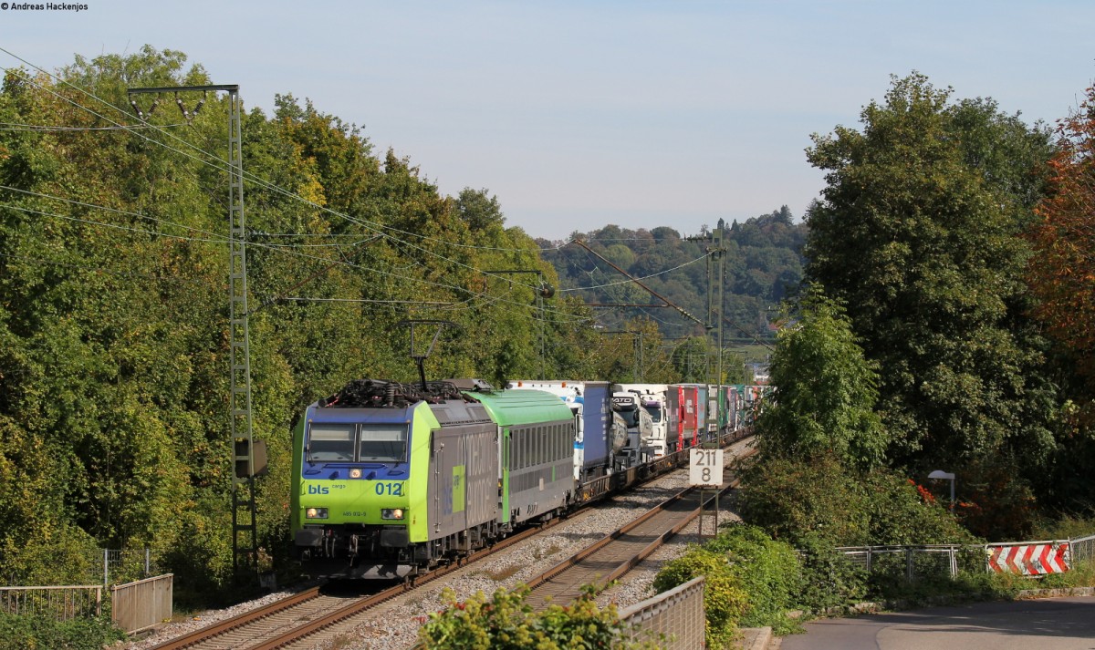 Re 485 012-9 mit dem DGS 43261 (Freiburg (Brsg) Gbf-Novara) bei FR-St.Georgen 28.9.14