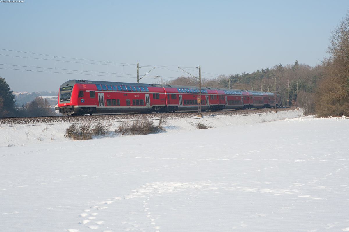 RE 4857 von Nürnberg nach München bei Edlhausen Richtung Regensburg, 21.01.2017