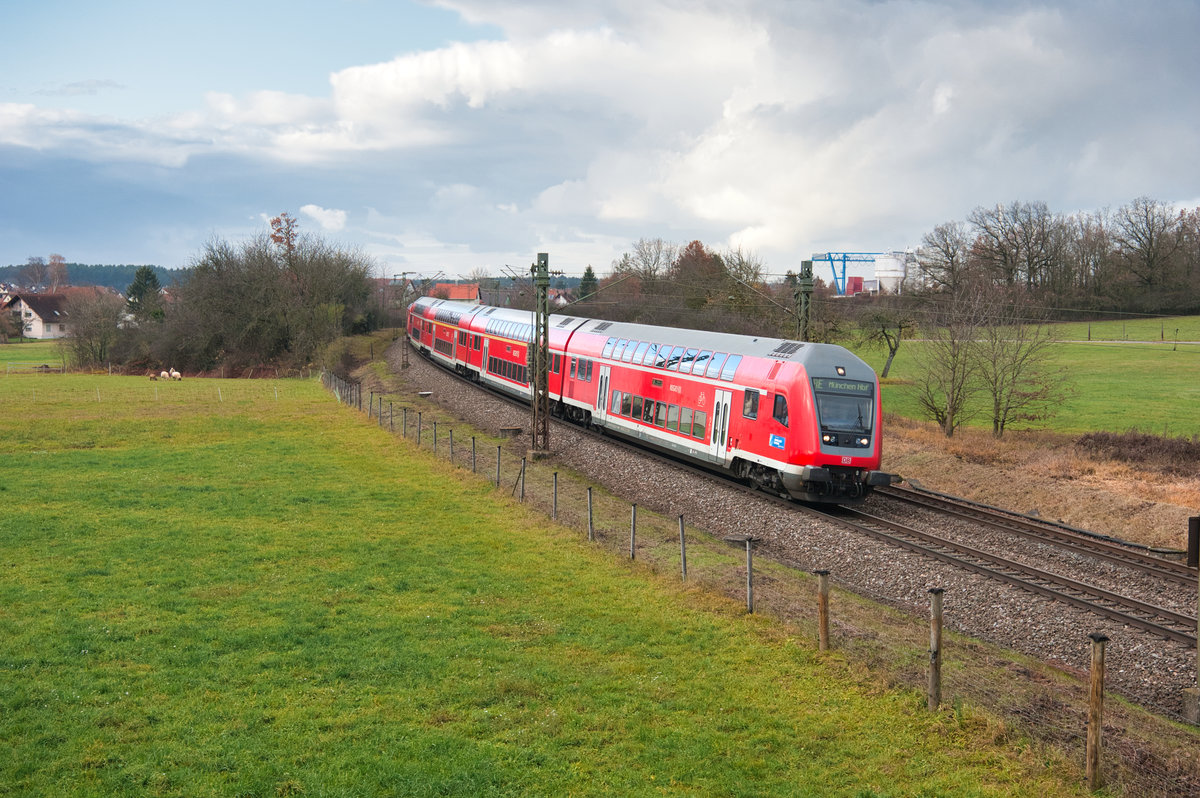 RE 4861 (Nürnberg Hbf - München Hbf) bei Postbauer-Heng, 30.11.2019