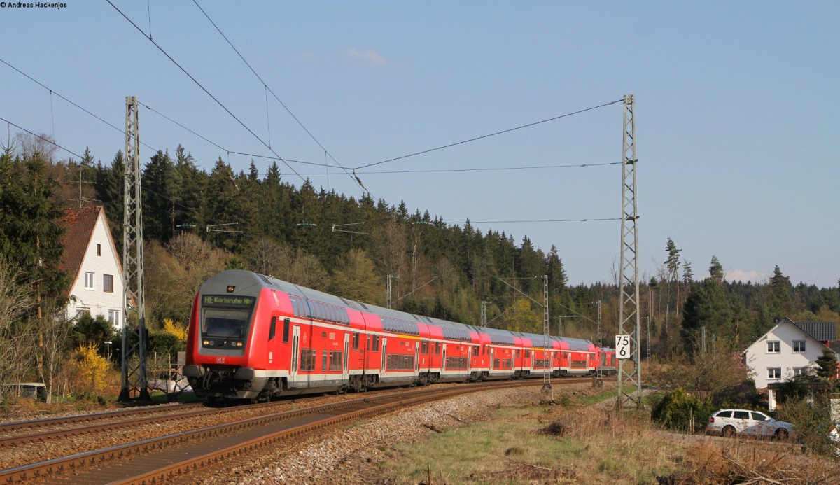 RE 5320 (Konstanz-Karlsruhe Hbf) mit Schublok 146 236-5  Triberg/Schwarzwaldbahn Erlebnispfad) bei Peterzell 13.4.14