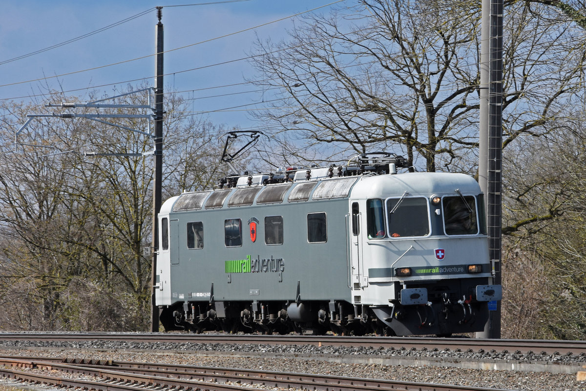 Re 620 003-4 von railadventure fährt Richtung Bahnhof Rheinfelden. Die Aufnahme stammt vom 20.03.2021.
