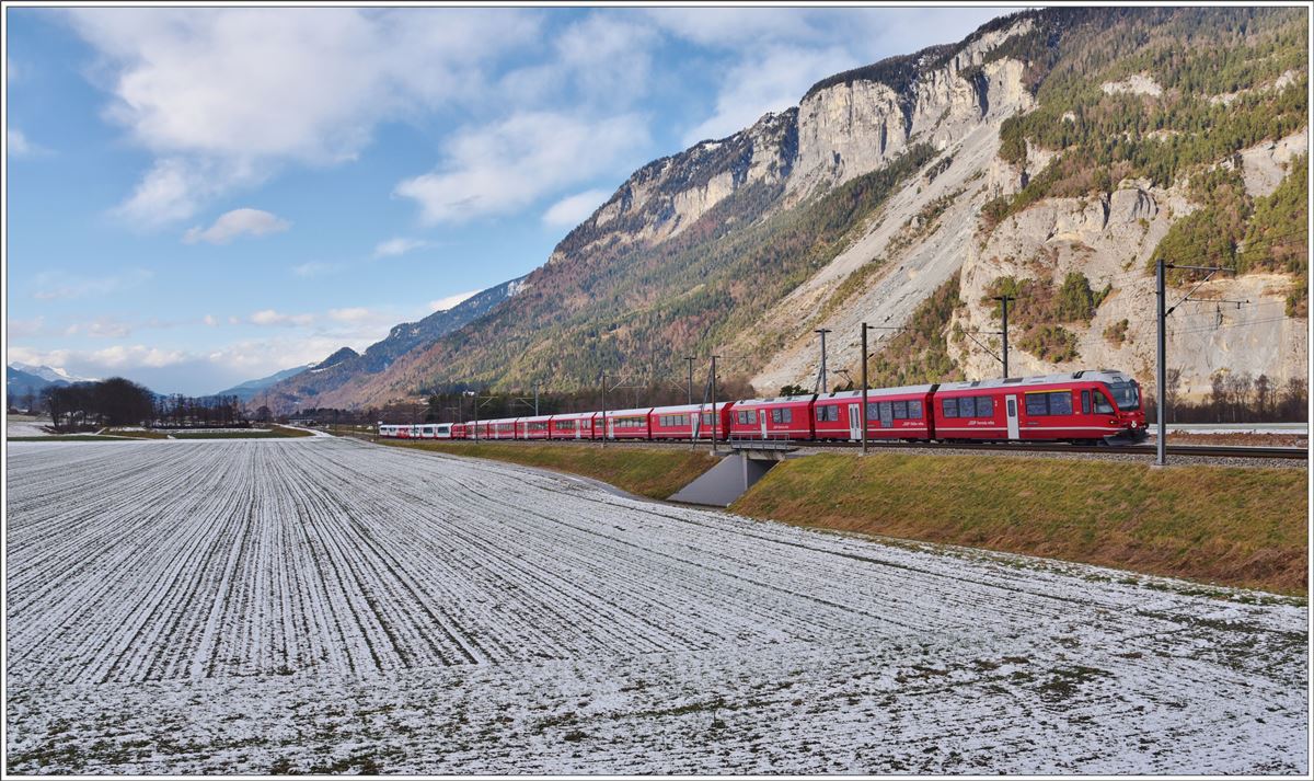 RE1128 und GEX903 mit Allegra ABe 8/12 3501 und Wagen AGZ und GlacierExpress total 64 Achsen!! (20.12.2016)