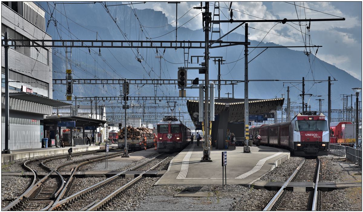RE1253 nach Scuol/Tarasp mit Ge 4/4 II 625  Küblis  und Ge 4/4 III 650  Seewis  nach Davos Platz in Landquart. (13.09.2018)