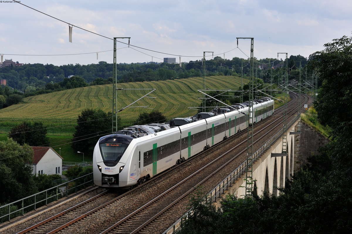 RE3 26991 der MRB von Hof Hbf nach Dresden bei der Überquerung des Unterkotzauer Viadukts, 14.08.2016