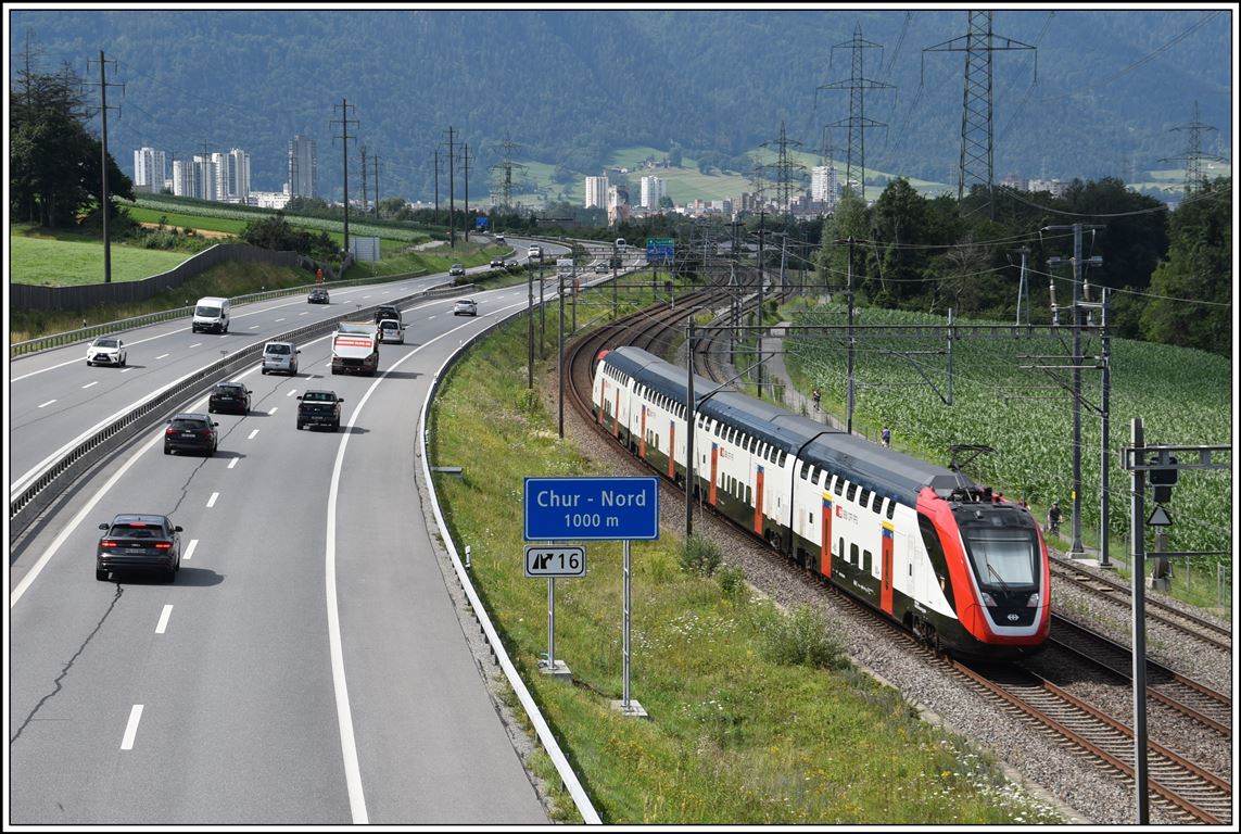 RE3465 von Zürich HB nach Chur bei Haldenstein. (14.07.2020)