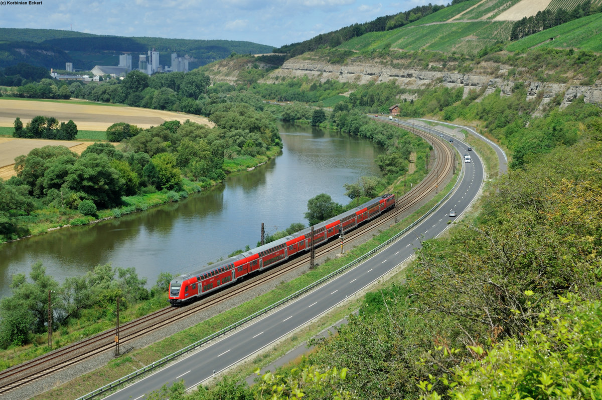 RE4607 von Aschaffenburg nach Würzburg Hbf bei Himmelstadt, 24.07.2015