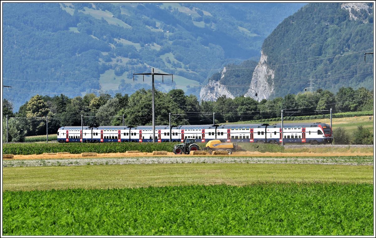 RE5073 mit ZVV-Kiss von Zürich nach Chur zwischen Bad Ragaz und Maienfeld. (13.07.2018)