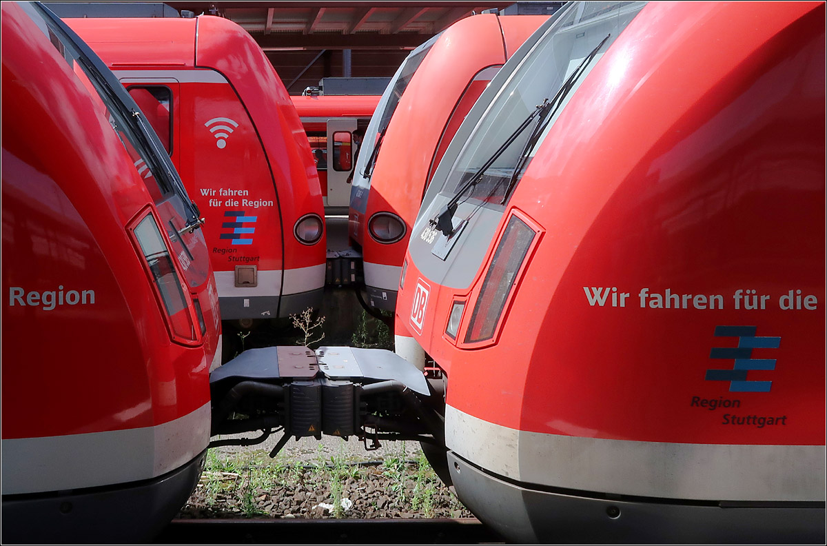 Region: Wir fahren für die -

Wir fahren
  für die Region -

S-Bahnen-Ansammlung am Stuttgarter Hauptbahnhof (oben), als die Stuttgarter Stammstrecke wegen Modernisierungsarbeiten gesperrt war.

08.08.2021 (M)