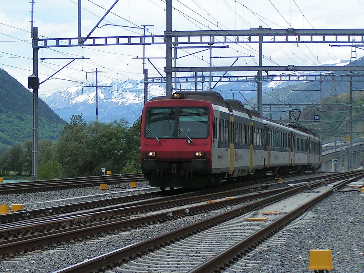 RegionAlps Kolibri als Reggio auf dem Weg nach Brig, am 24.5.2008 kurz vor Visp.