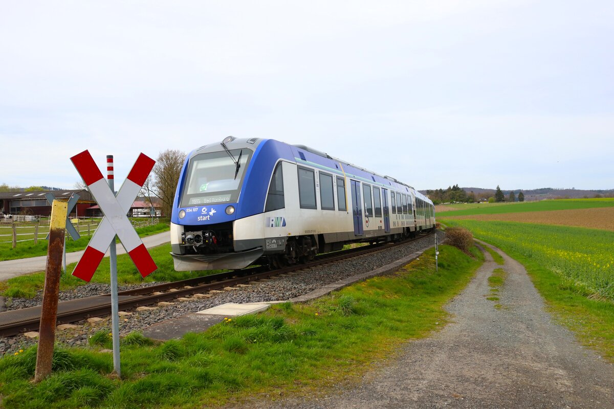 Regionalverkehr Start Alstom Coradia iLint Wasserstofftriebzug 554 107 am 05.04.24 auf der Taunusbahn