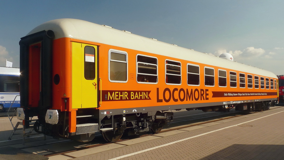 Reisezugwagen (A-LOCD 61 81 22-90 002-9 Bmz) der  Firma  Locomore   die ab Dezember 2016 ins Fernreisegeschäft Berlin Lichtenberg - Stuttgart einsteigen will,  steht auf der InnoTrans am 23. September 2016. 