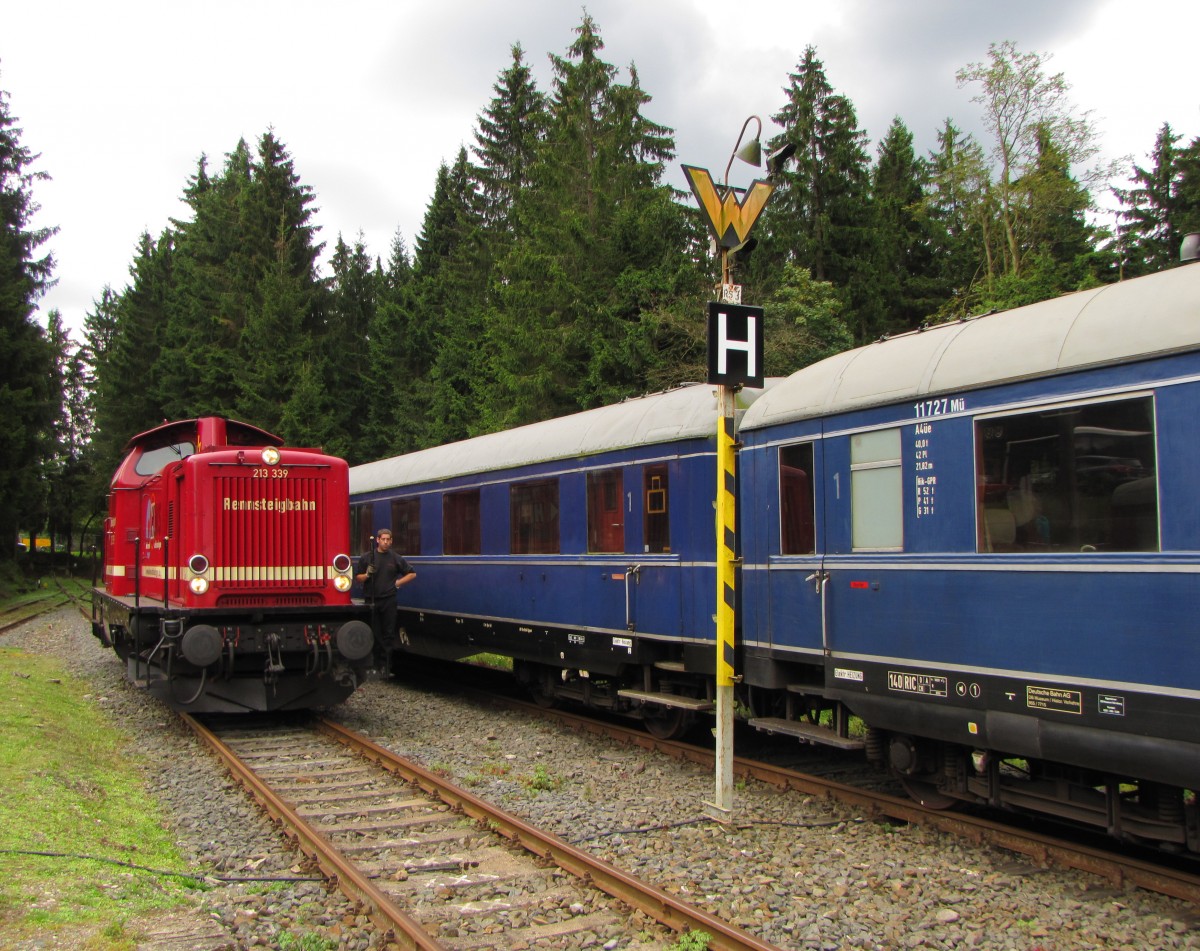 Rennsteigbahn 213 339  Diana  am 23.08.2014 beim umsetzen im Bahnhof Rennsteig.