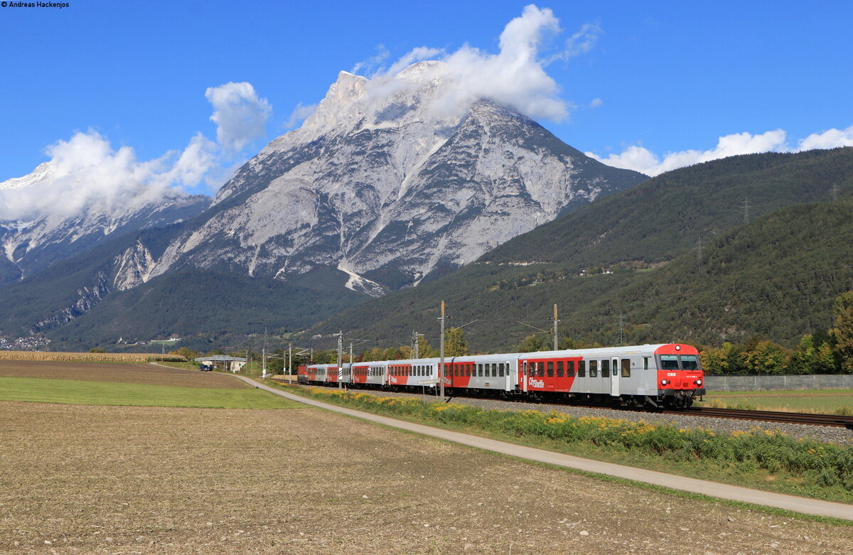 REX 5385 (Landeck Zams-Innsbruck Hbf) mit Schublok 1144 207 bei Flaurling 16.10.21