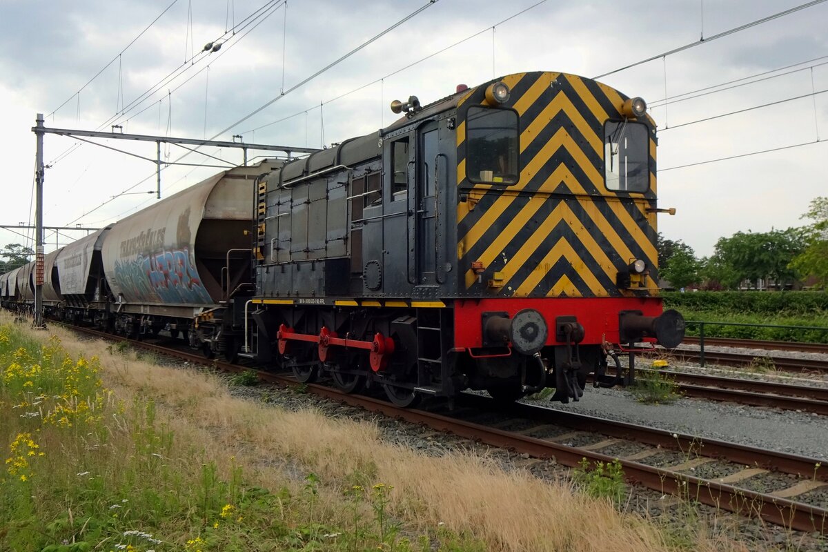 RFO 692 steht mit ein getreidezug nach Oss-Elzenburg in Oss am 22 Juni 2021.