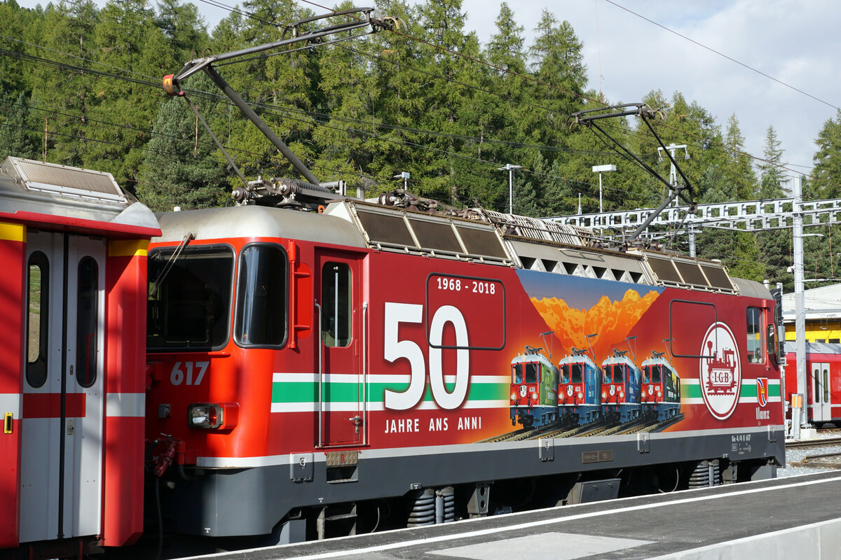 Rhätische Bahn (RhB).
Ge 4/4 II 617 auf den nächsten Einsatz wartend in Pontresina am 2. Oktober 2021.
Foto: Walter Ruetsch