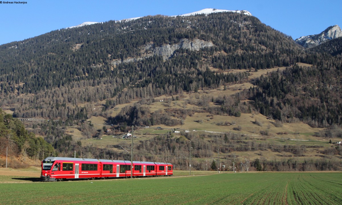 Rhb 3102 als S1 nach Rhazüns bei Bonaduz 9.3.14