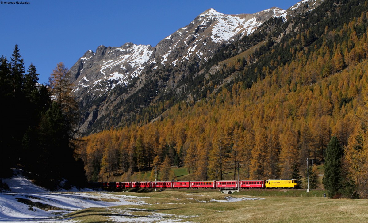 Rhb 644  Lazzarini  mit dem RE 1133 (Chur-St.Moritz) bei Bever 29.10.14