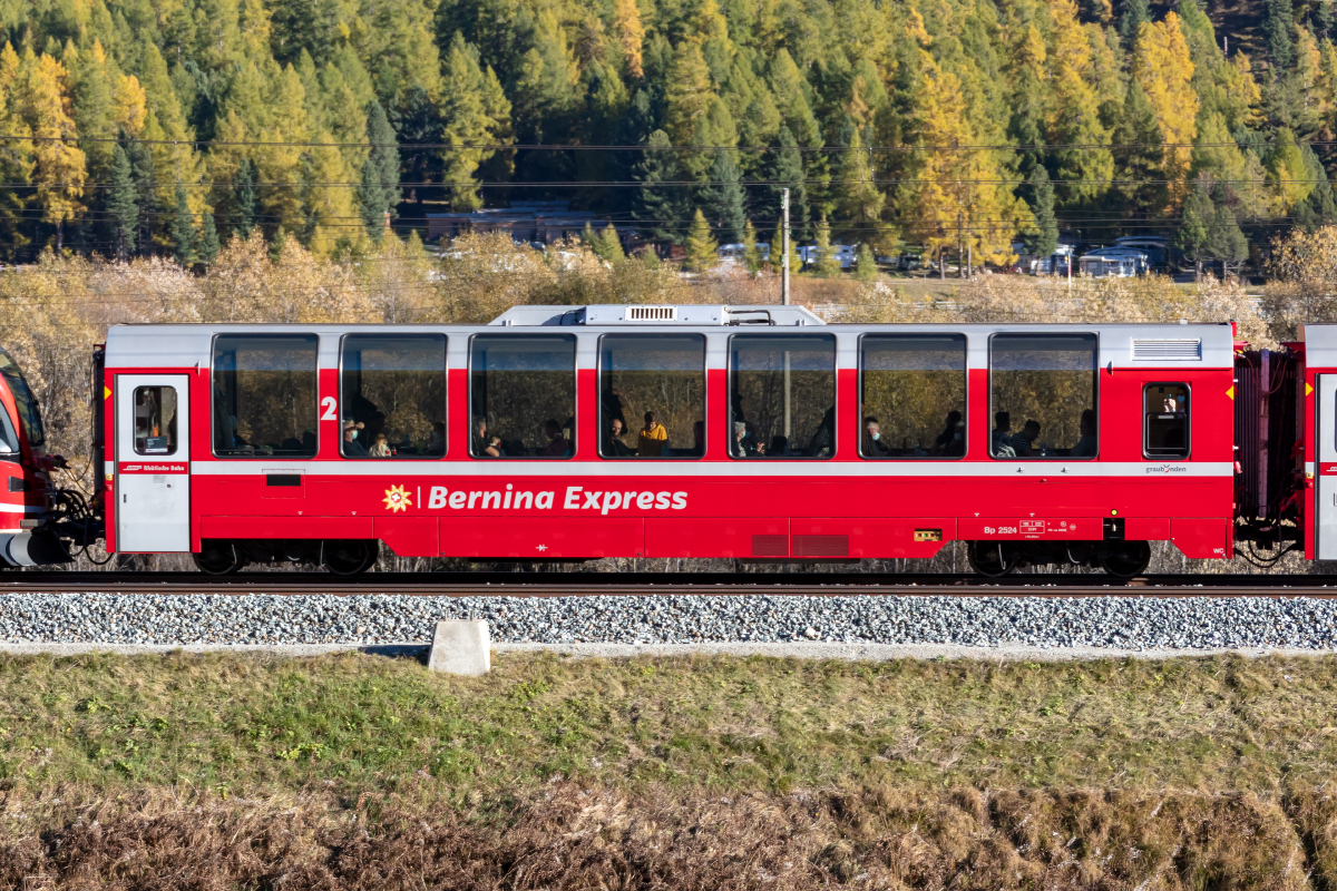 RhB, Bp, 2524, 16.10.2021, Bever