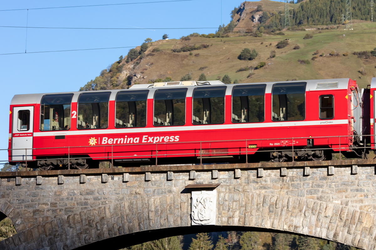 RhB, Bp, 2525, 18.10.2021, Solis
