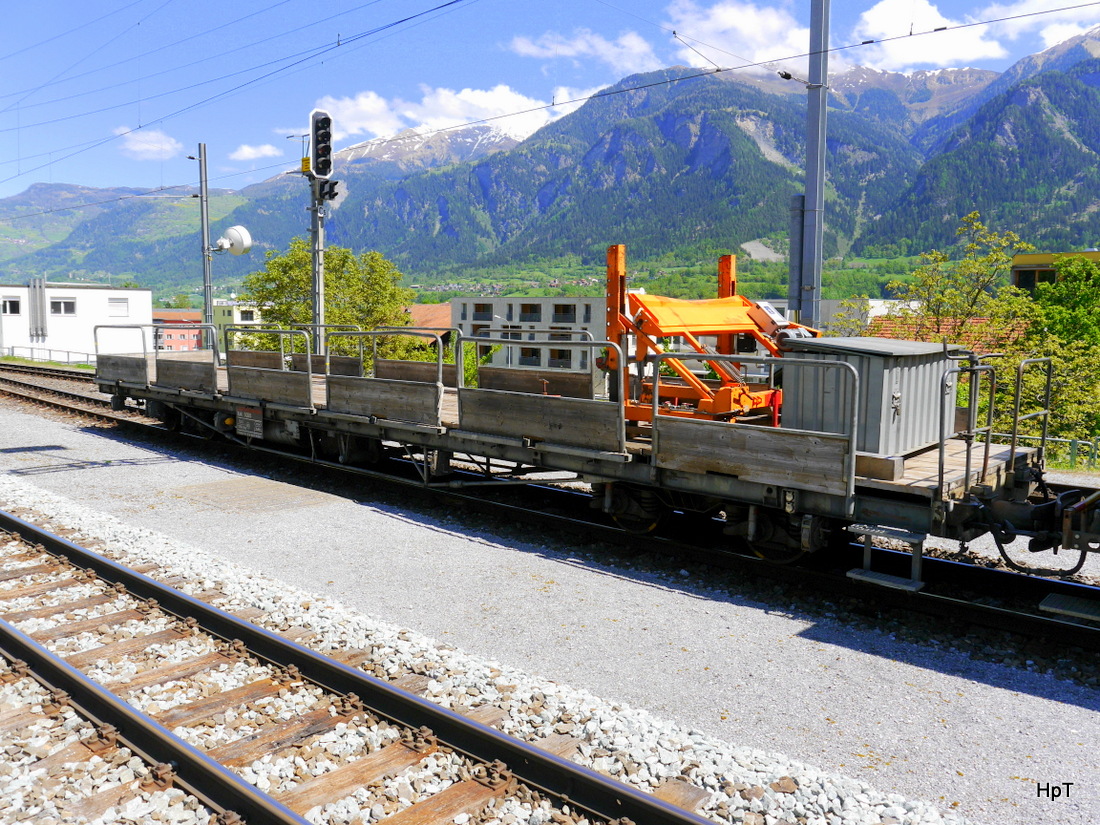 RhB - Dienstwagen Xak 9395 in Thusis am 07.05.2015