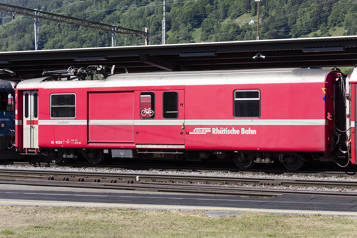 RhB, DS, 4225, 12.05.2018, Landquart 