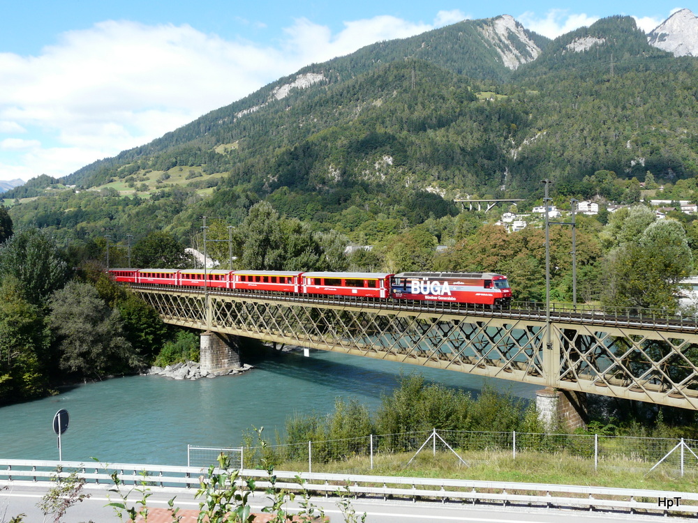 RhB - Ge 4/4 646 mit RE unterwegs bei Reichenau-Tamins am 20.09.2013