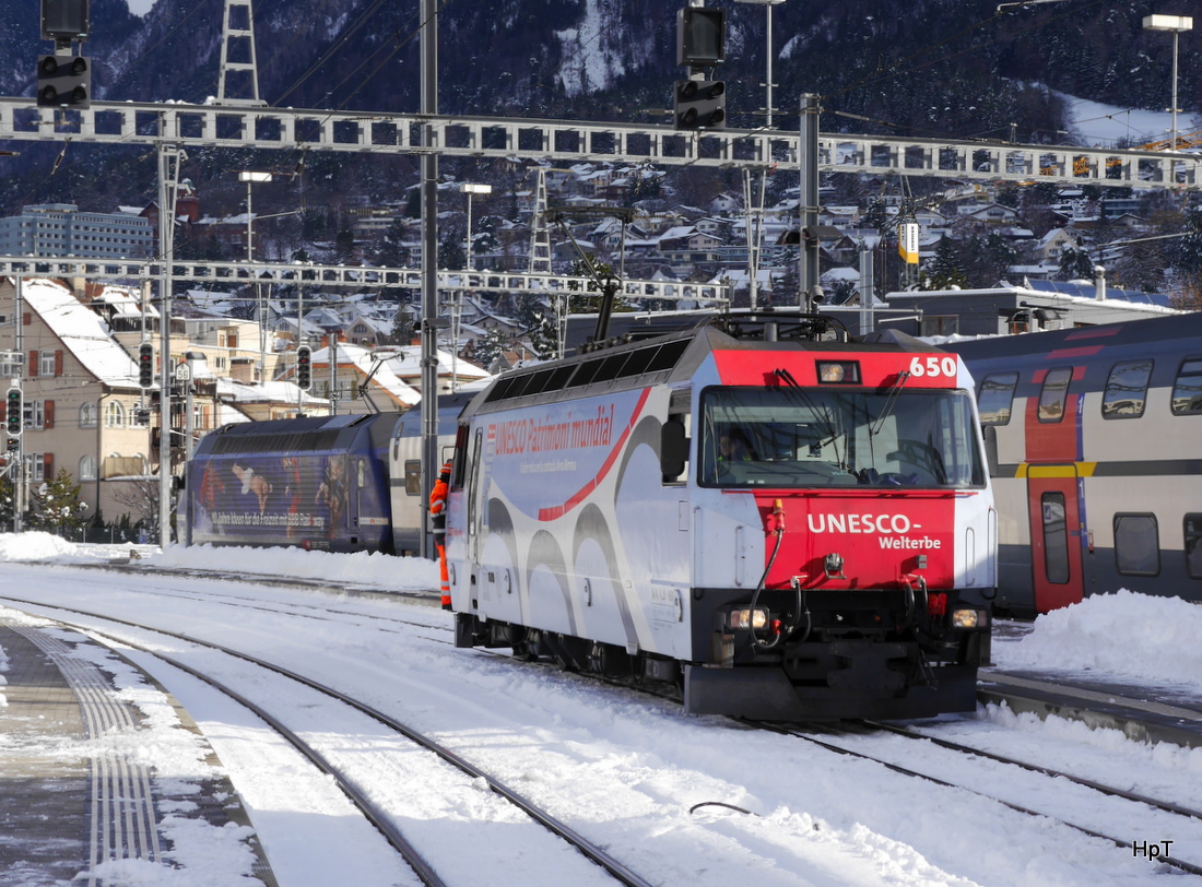 RhB - Ge 4/4 650 bei Rangierfahrt im Bahnhofsareal in Chur am 02.01.2015