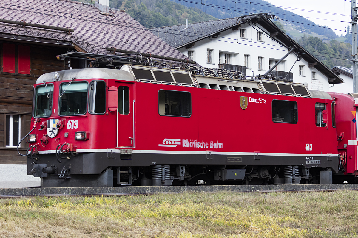 RhB, Ge 4/4 II, 613, 08.10.2016 Rueun 



