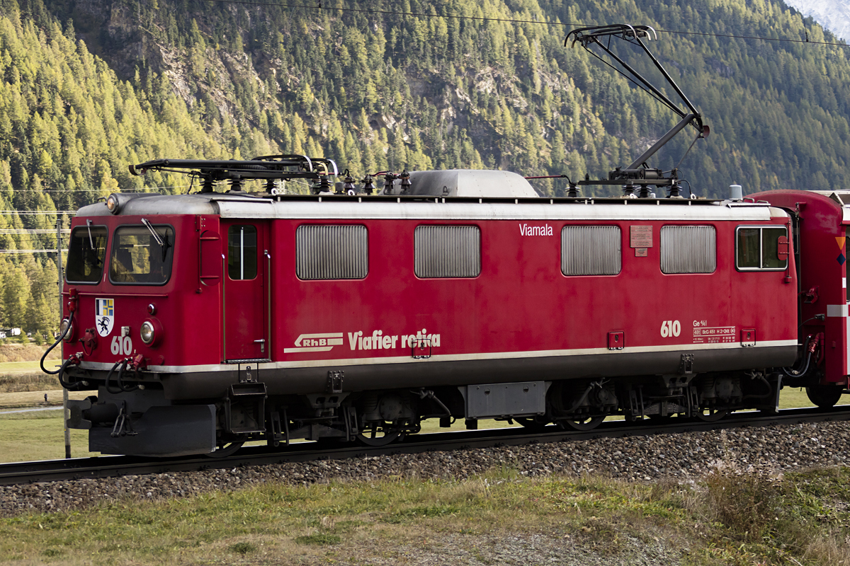 RhB, Ge 4/4I, 610, 08.10.2016 Bever 



