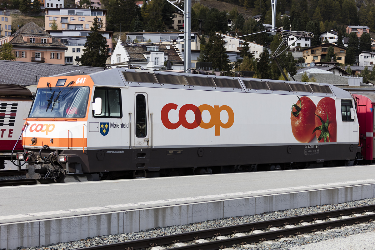 RhB, Ge4/4 III, 641, 08.10.2016 Samedan



