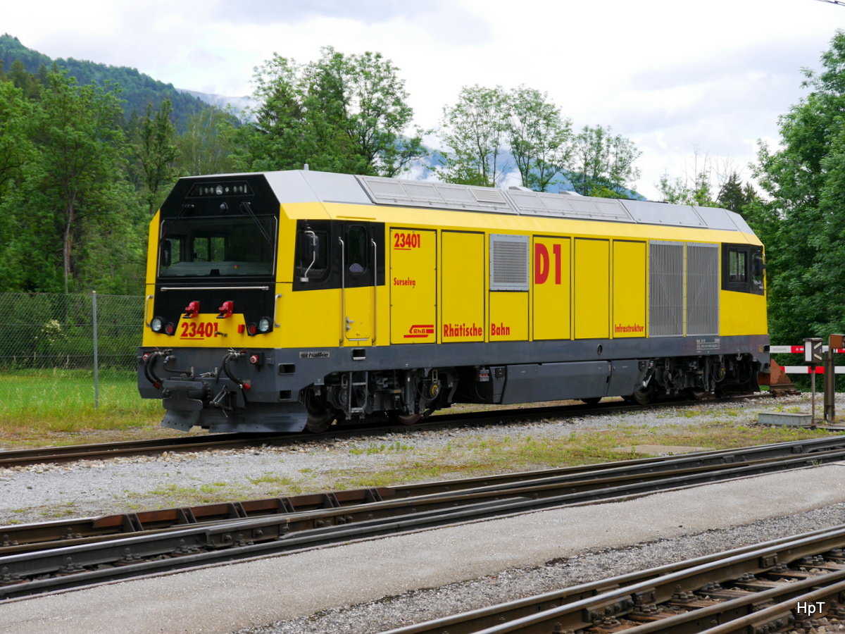 RhB - Gmf 4/4  23401 in Ilanz am 06.06.2017