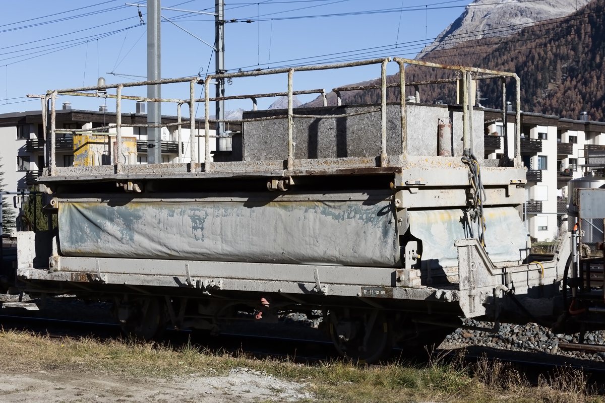 RhB, P, 10058, 11.11.2015 Samedan 



