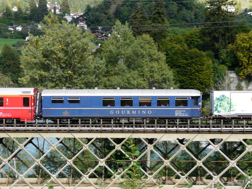 RhB - Speisewagen WR 3813 unterwegs bei Reichenau-Tamins am 20.09.2013